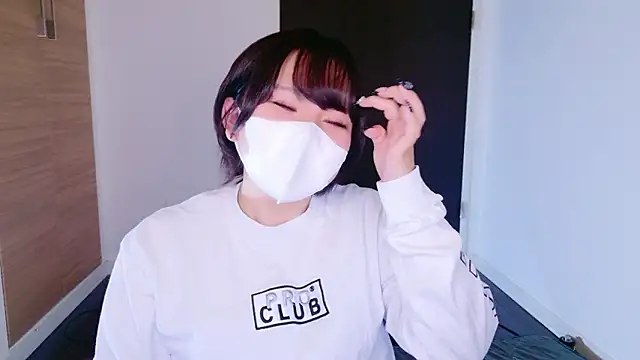 senachinnn online show from November 2, 9:44 am