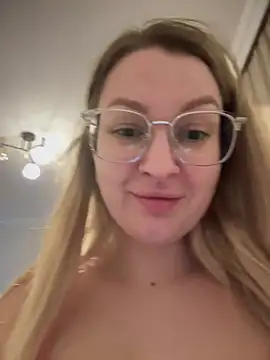 Snapshot of Teya_moon_ chatting on March 13, 9:37 pm Teya moon  online show from March 13, 9:37 pm