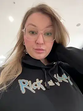 Teya moon  online show from January 19, 11:03 am