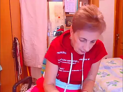 Victoria5643 online show from September 18, 8:33 pm