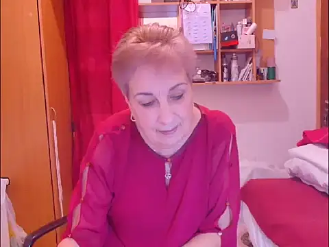 Victoria5643 online show from December 5, 2:03 pm