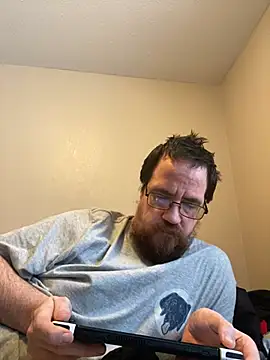 Snapshot of nomonkeys855 chatting on December 27, 4:32 pm nomonkeys855 online show from December 27, 4:32 pm