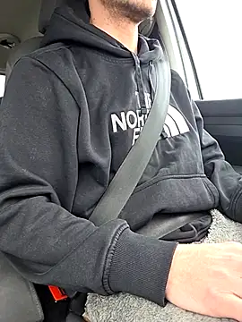 Snapshot of Zeefy chatting on January 15, 9:47 am Zeefy online show from January 15, 9:47 am