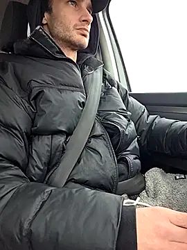 Snapshot of Zeefy chatting on February 22, 10:03 am Zeefy online show from February 22, 10:03 am