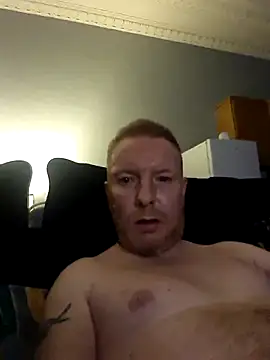 Snapshot of walker1979 chatting on October 24, 11:12 pm walker1979 online show from October 24, 11:12 pm