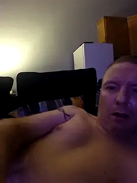 Snapshot of walker1979 chatting on November 12, 2:23 am walker1979 online show from November 12, 2:23 am