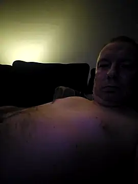 Snapshot of walker1979 chatting on July 20, 3:21 am walker1979 online show from July 20, 3:21 am