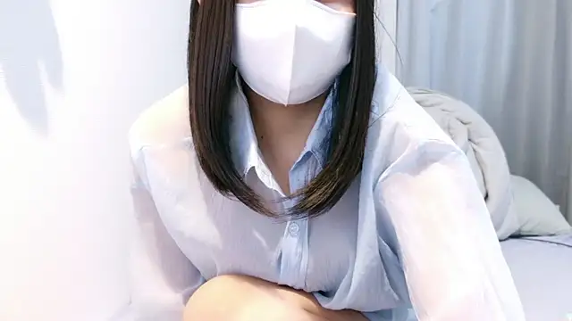 YUTSU KI online show from June 7, 5:27 pm