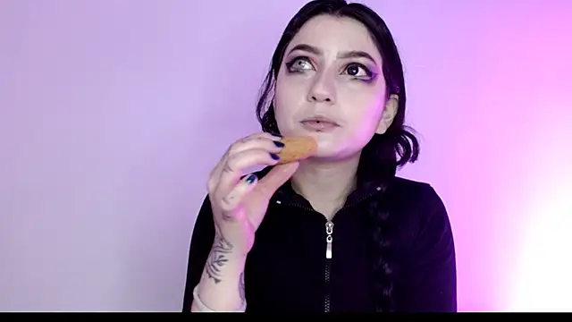 sophy rock online show from November 29, 3:37 pm