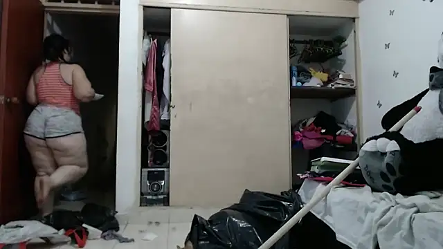 Snapshot of ladydeathz chatting on December 12, 7:08 am ladydeathz online show from December 12, 7:08 am