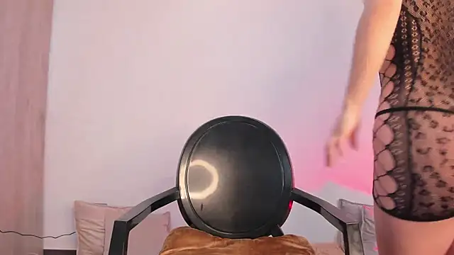  miamadison online show from February 17, 11:23 am