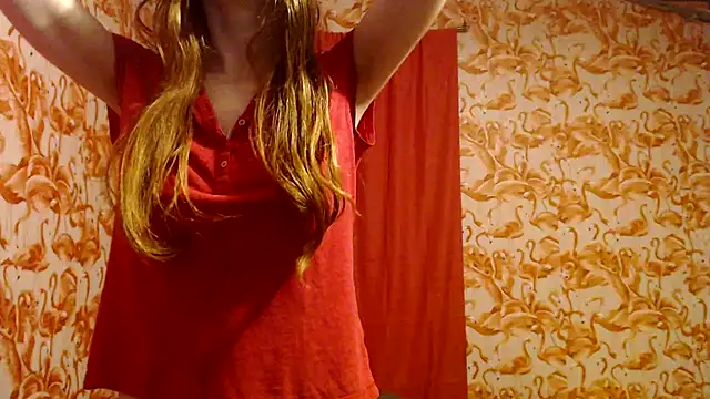 Snapshot of strawberrysmoothie chatting on September 17, 3:19 am strawberrysmoothie online show from September 17, 3:19 am