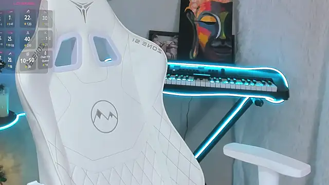 Snapshot of 4ever_dude chatting on December 29, 3:33 am 4ever dude online show from December 29, 3:33 am