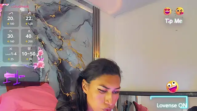 khiara moretti online show from March 10, 11:48 am