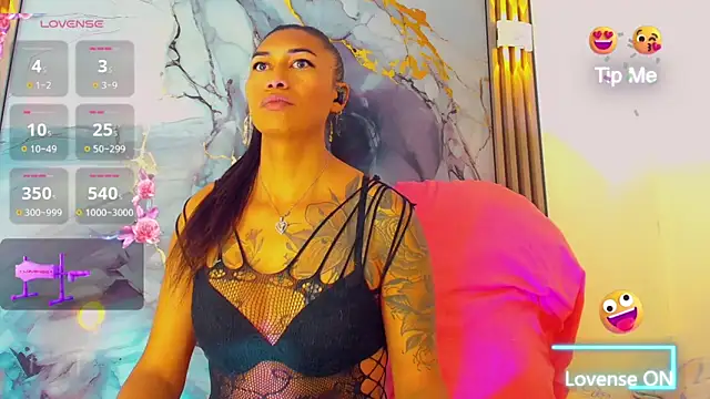 khiara moretti online show from March 11, 12:00 pm