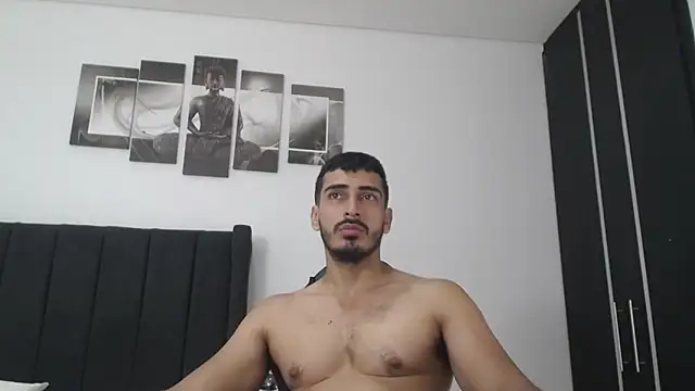 Snapshot of muscle_ares chatting on January 21, 12:07 pm muscle ares online show from January 21, 12:07 pm