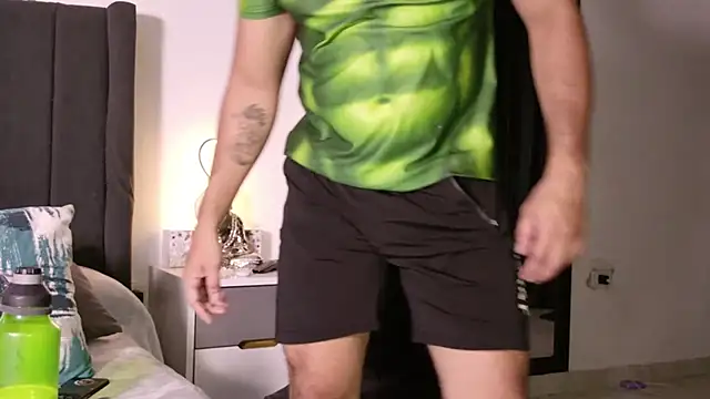 muscle ares online show from February 2, 11:58 pm