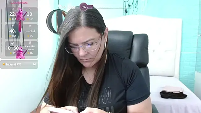 MsJossie online show from February 5, 2:40 am