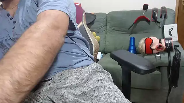 Snapshot of master4subslut chatting on July 5, 9:27 am master4subslut online show from July 5, 9:27 am