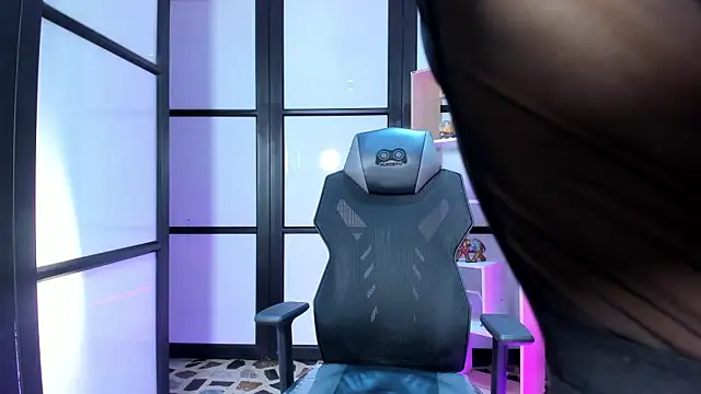 Snapshot of Agathaargent_ chatting on November 20, 8:41 pm Agathaargent online show from November 20, 8:41 pm