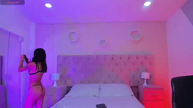 Snapshot of Agathaargent_ chatting on November 23, 5:07 am Agathaargent online show from November 23, 5:07 am