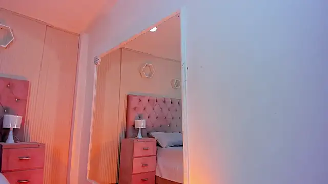 Snapshot of Agathaargent_ chatting on November 28, 4:37 am Agathaargent online show from November 28, 4:37 am