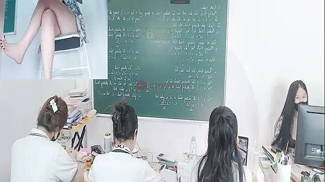 Snapshot of _Math_ chatting on September 12, 3:50 am Math online show from September 12, 3:50 am