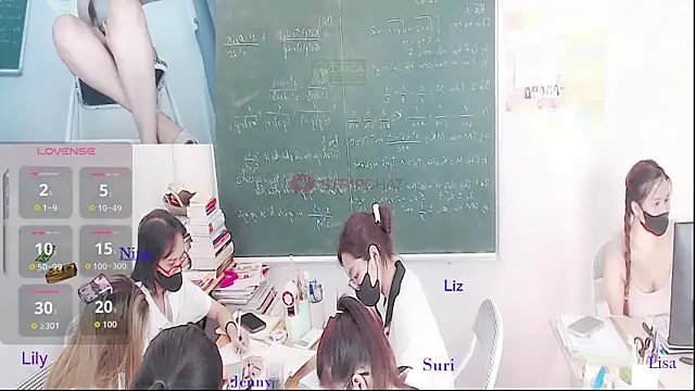 Snapshot of _Math_ chatting on April 29, 5:22 am Math online show from April 29, 5:22 am