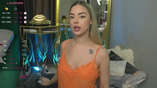 ScarletColes online show from January 21, 11:34 pm