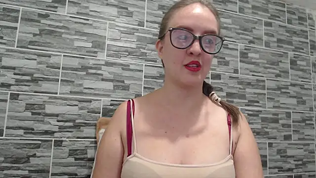 Venus Santana online show from December 19, 9:49 pm