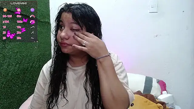 Snapshot of Miaa_Smiith1 chatting on November 7, 10:04 am Miaa Smiith1 online show from November 7, 10:04 am