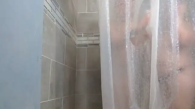 watermellonpussy online show from June 18, 8:14 am
