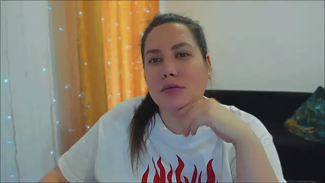  madalexa  online show from November 5, 6:02 am