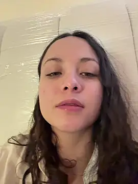 Megan Rodrigo online show from February 15, 12:47 pm