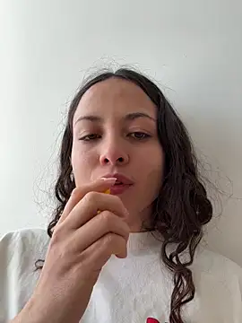 Megan Rodrigo online show from July 5, 4:47 pm