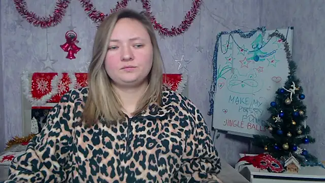 Snapshot of SallyVerda chatting on December 14, 6:56 pm SallyVerda online show from December 14, 6:56 pm