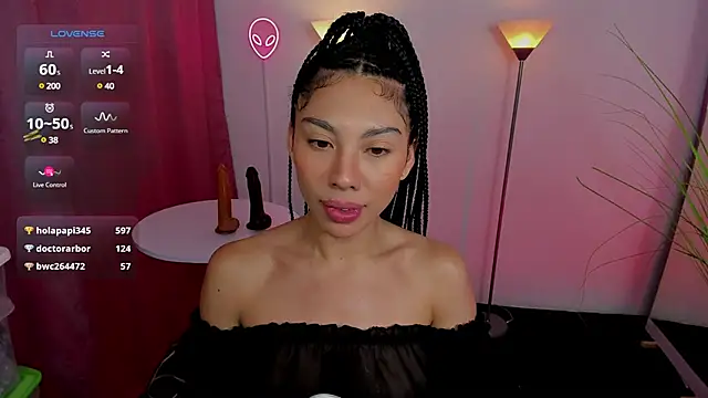 Dayanna tecca online show from March 15, 1:30 am