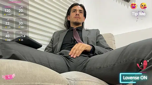 Tom blunt96 online show from February 23, 11:11 am