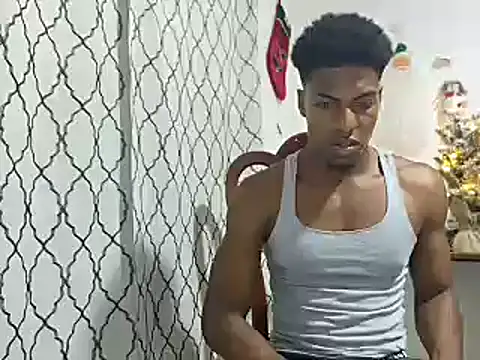 Snapshot of andrews2399 chatting on December 15, 11:53 pm andrews2399 online show from December 15, 11:53 pm