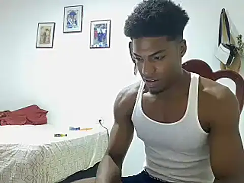 Snapshot of andrews2399 chatting on December 27, 3:20 am andrews2399 online show from December 27, 3:20 am