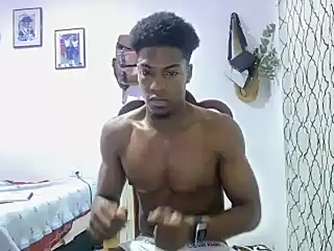 Snapshot of andrews2399 chatting on December 30, 6:09 am andrews2399 online show from December 30, 6:09 am