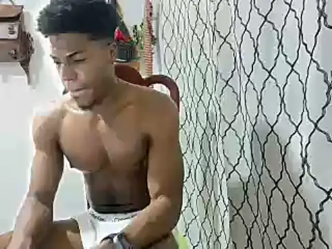 Snapshot of andrews2399 chatting on January 12, 1:21 am andrews2399 online show from January 12, 1:21 am