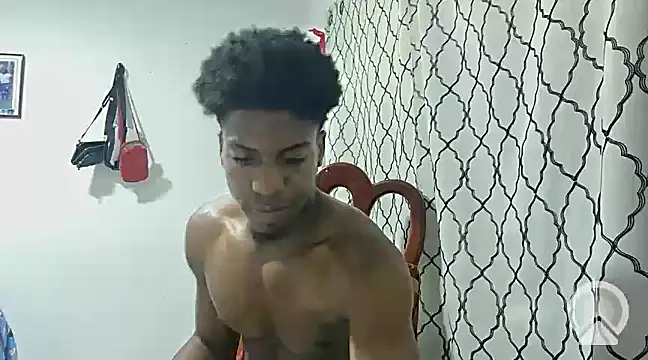 Snapshot of andrews2399 chatting on March 8, 6:47 pm andrews2399 online show from March 8, 6:47 pm