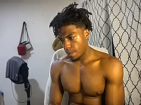 Snapshot of andrews2399 chatting on October 4, 1:47 am andrews2399 online show from October 4, 1:47 am