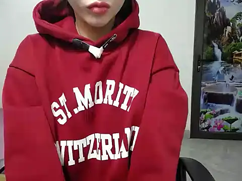 Snapshot of Love_bug15 chatting on December 27, 1:22 am Love bug15 online show from December 27, 1:22 am