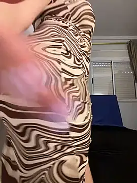 aya12aya online show from April 14, 1:28 pm