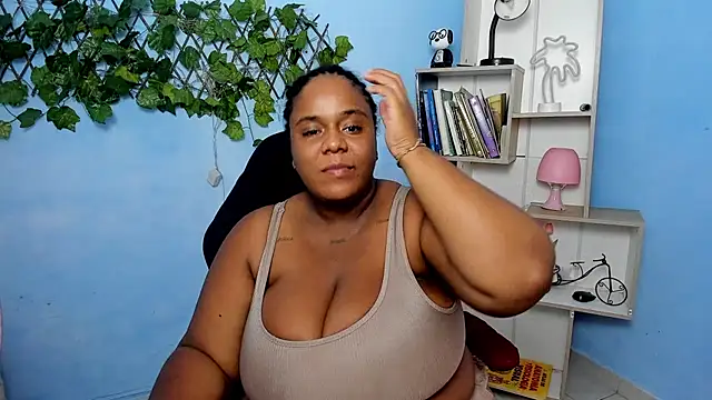 bbw charlote online show from December 4, 3:21 pm