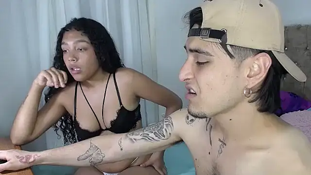 Amanda Jampiher online show from December 19, 3:51 am