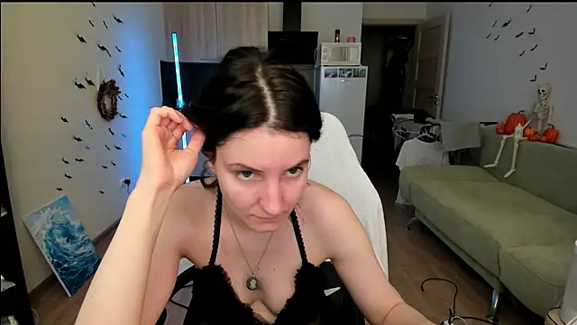 Bridget fitness online show from October 8, 1:31 pm