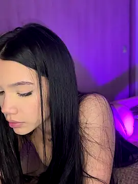 Ambar R0SSE online show from October 16, 7:20 am